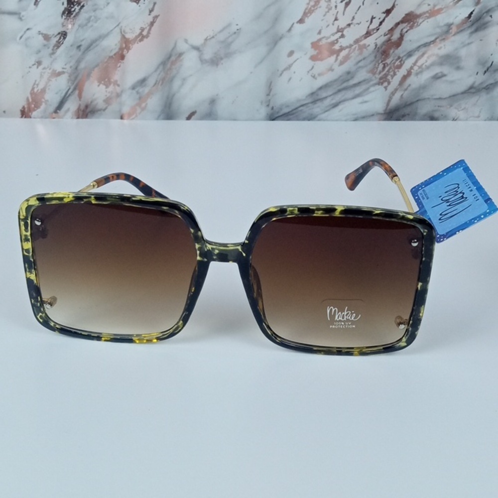 🛍️ Bob Mackie Oversized Square Women's Sunglasses